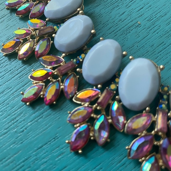 Unique Statement Necklace - Picture 2 of 3